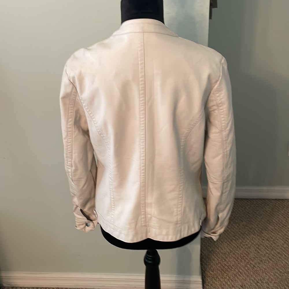 Jacket - Picture 2 of 2